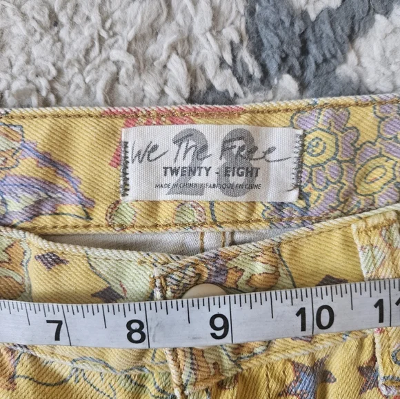 Free People Alani Printed Cutoff Bermuda Shorts Size 28 - Picture 5 of 6